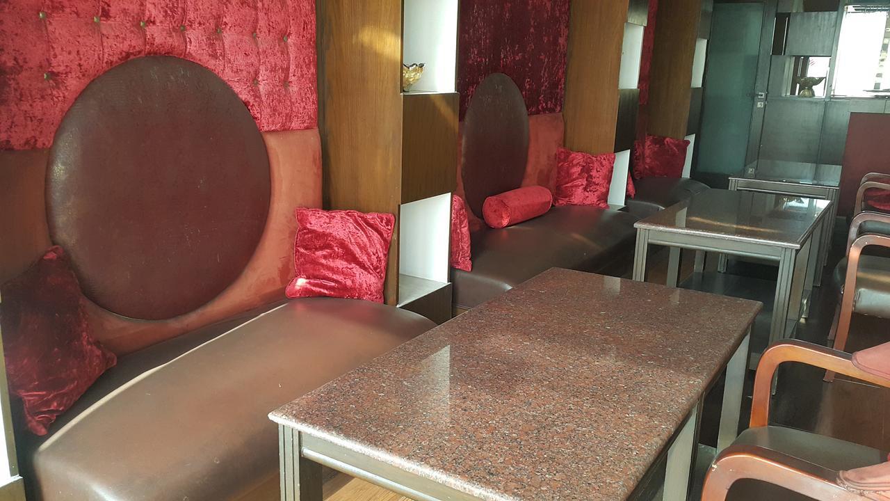 Savoey Hotel Lahore Exterior photo